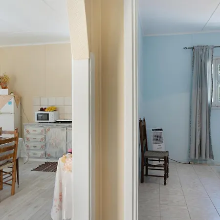 Antonis House בית נופש *