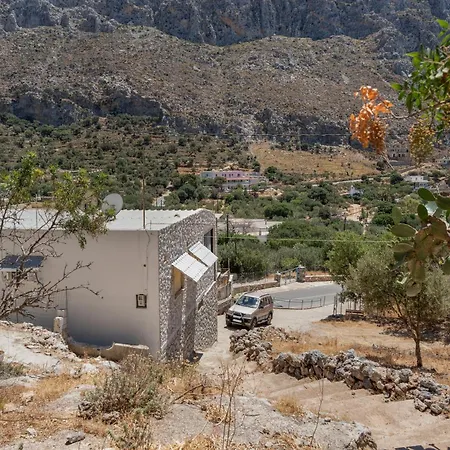 בית נופש Antonis House