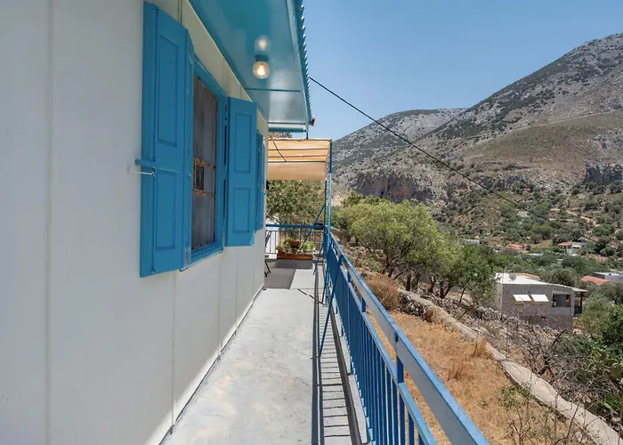 Antonis House